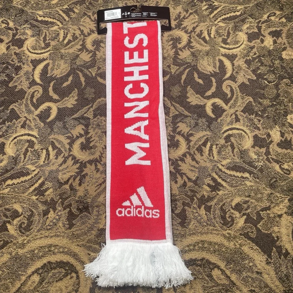 Adidas Manchester United Red White 3 Stripes Soccer Scarf New